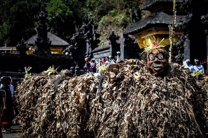 Wisata Kintamani, dari Pura ke Cafe Berpemandangan Gunung 5 desa trunyan